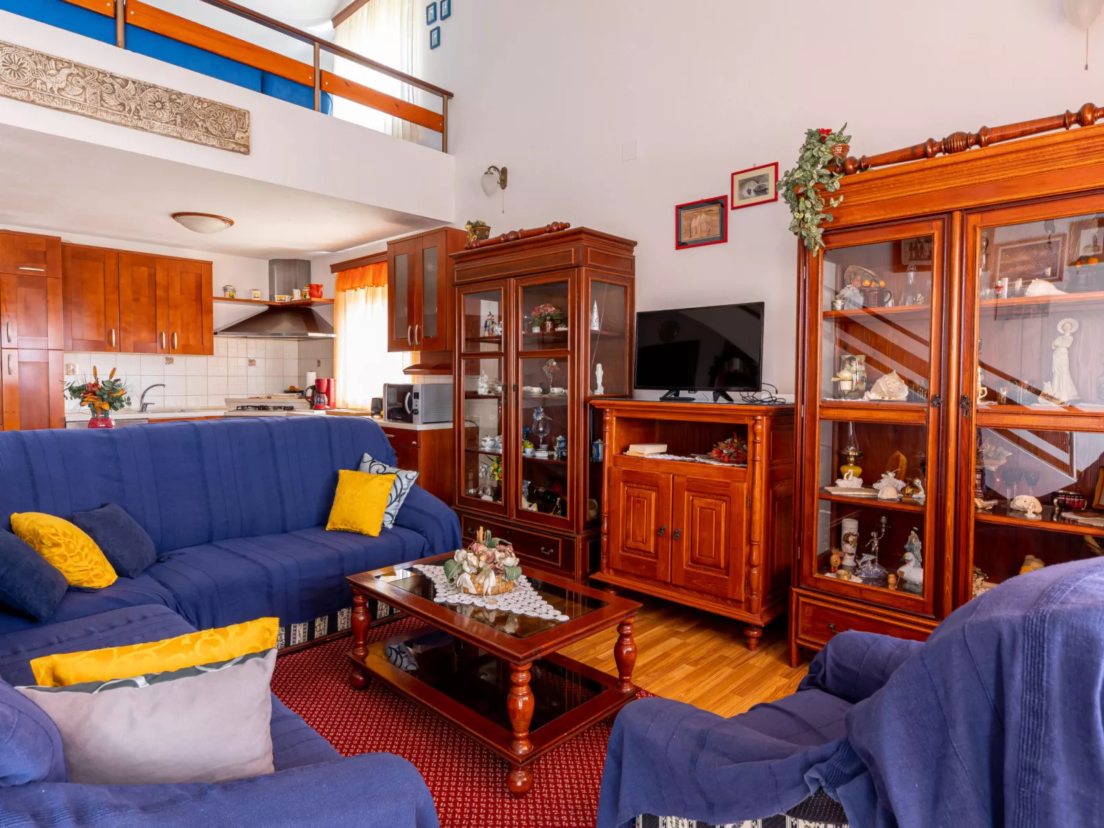 Villa Saba-Inside