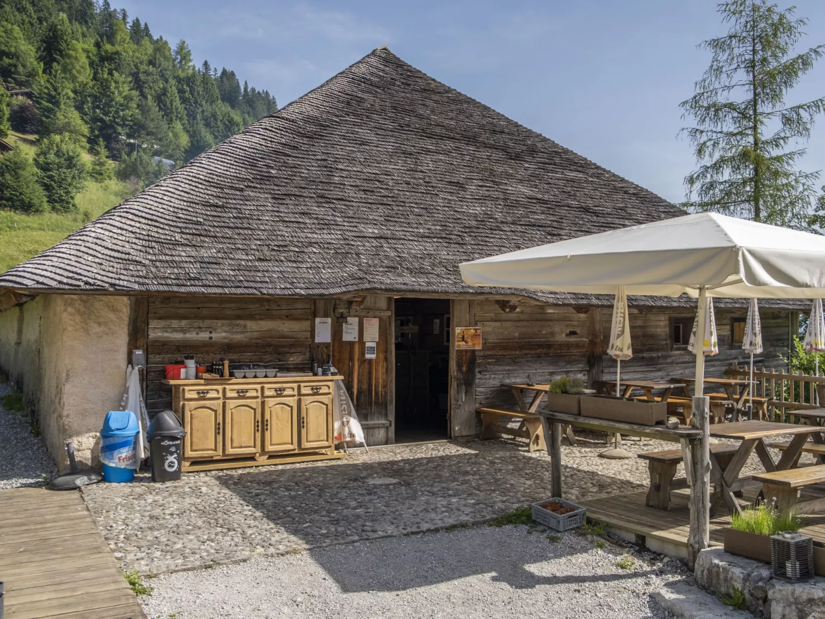 Andromède 2-pièces A24-Area