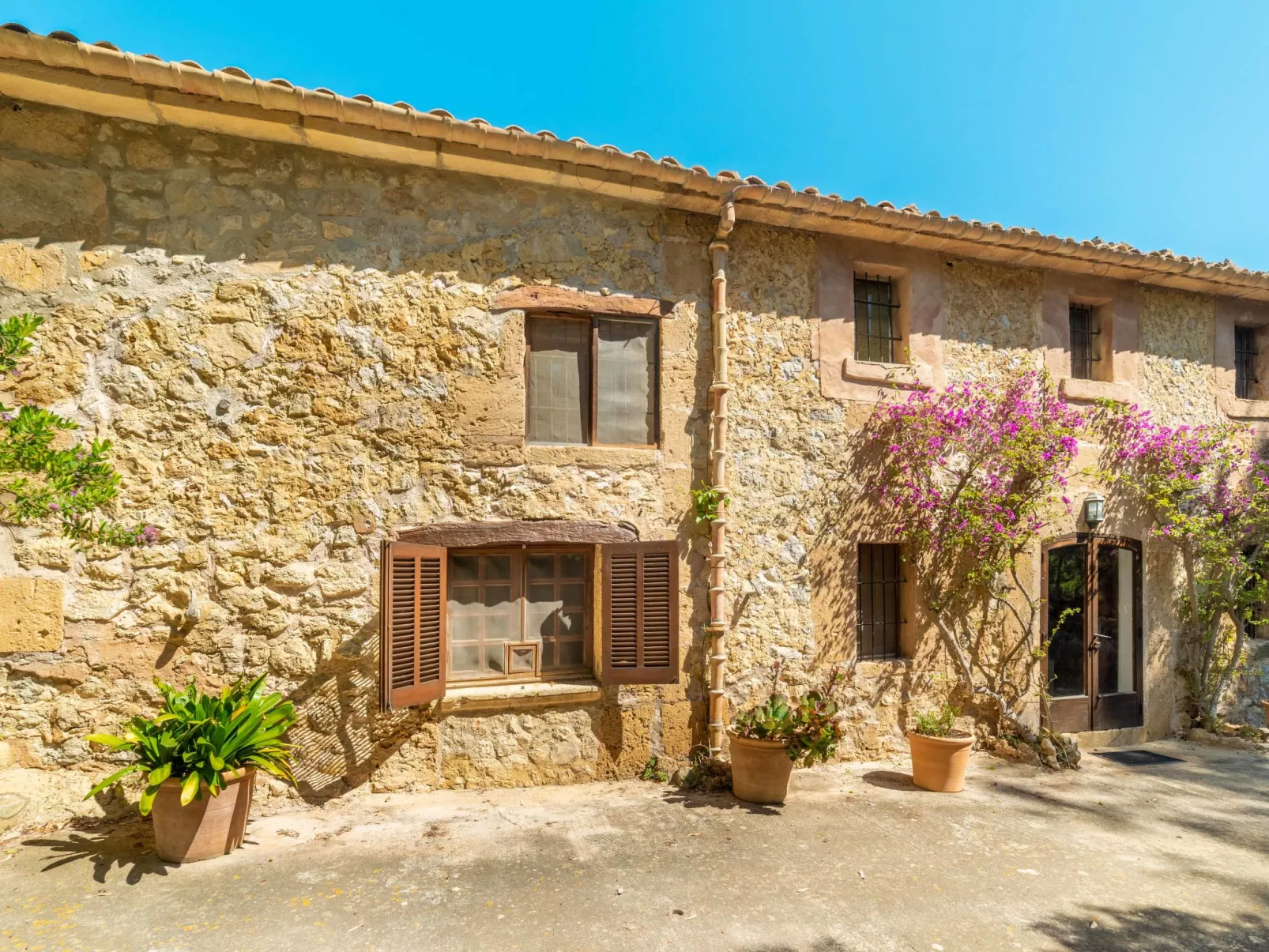 Can Ferre de Baix-Outside
