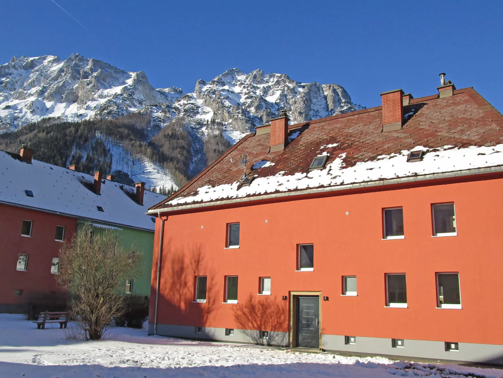 Für bis zu 27 Personen mit Sauna-Outside