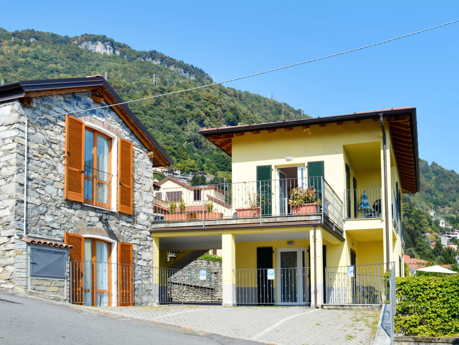 Pieve-Outside