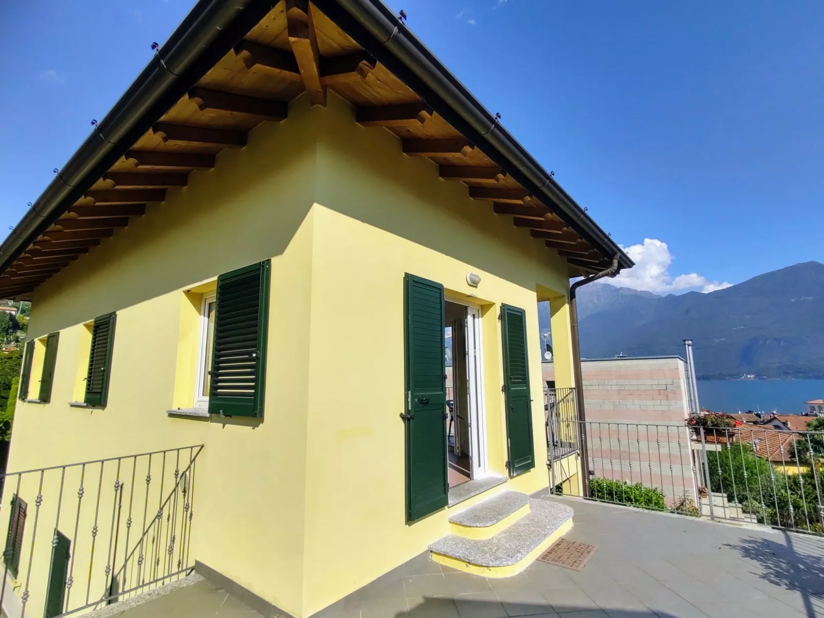Pieve-Outside