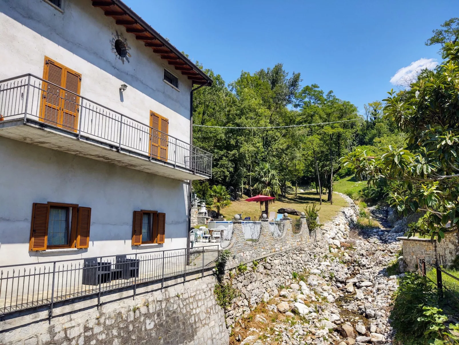 Il Castello-Draußen