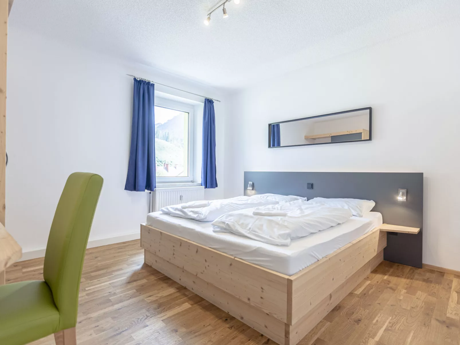 Für bis zu 8 Personen mit IR Sauna-Inside
