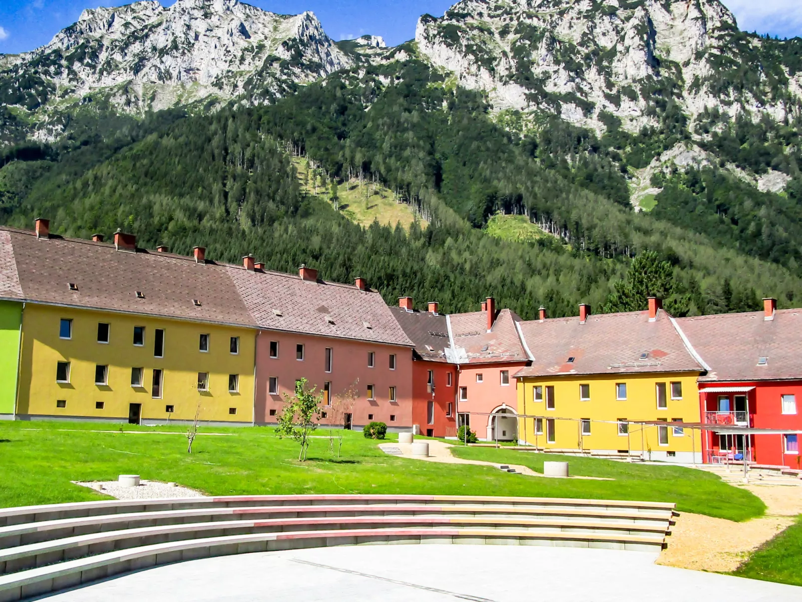 Für bis zu 4 Personen mit IR-Sauna-Outside