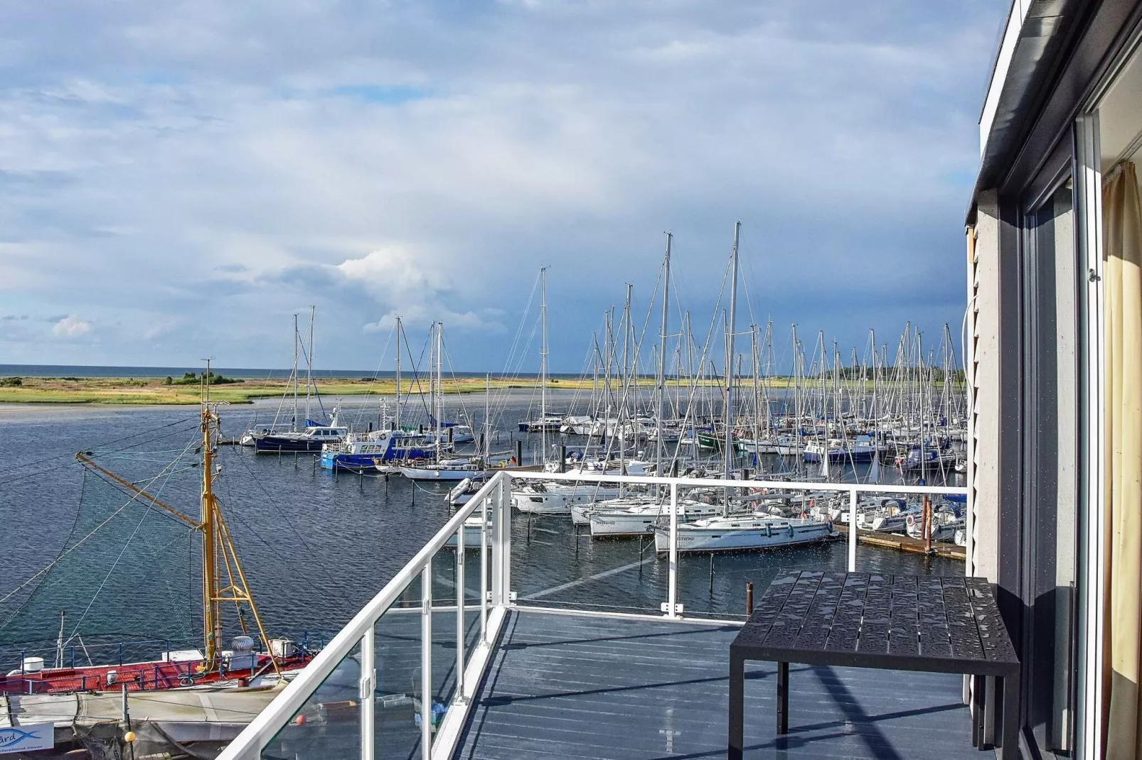 A_MV 4+2*D-Water view
