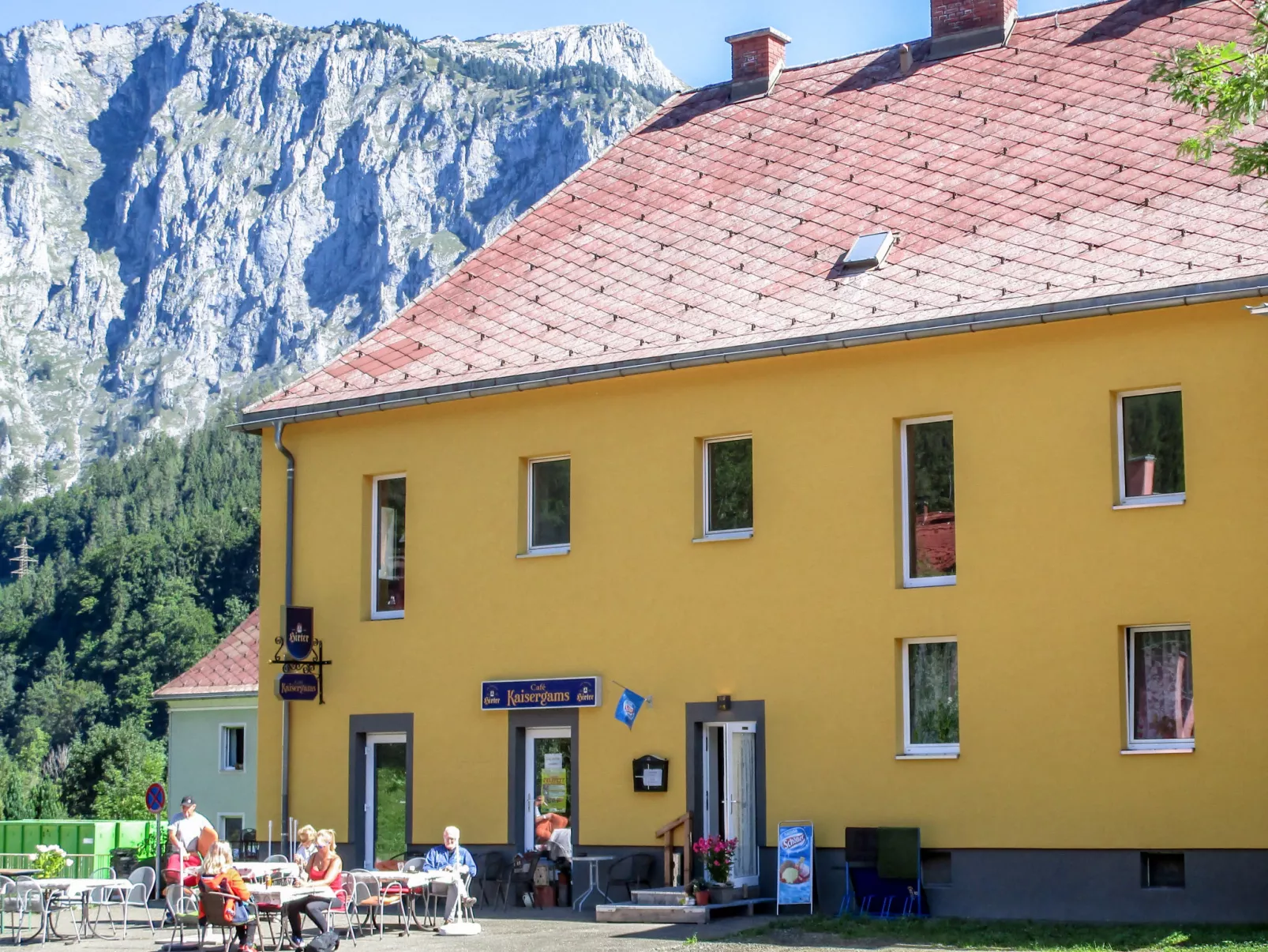 Für bis zu 4 Personen mit IR-Sauna-Outside