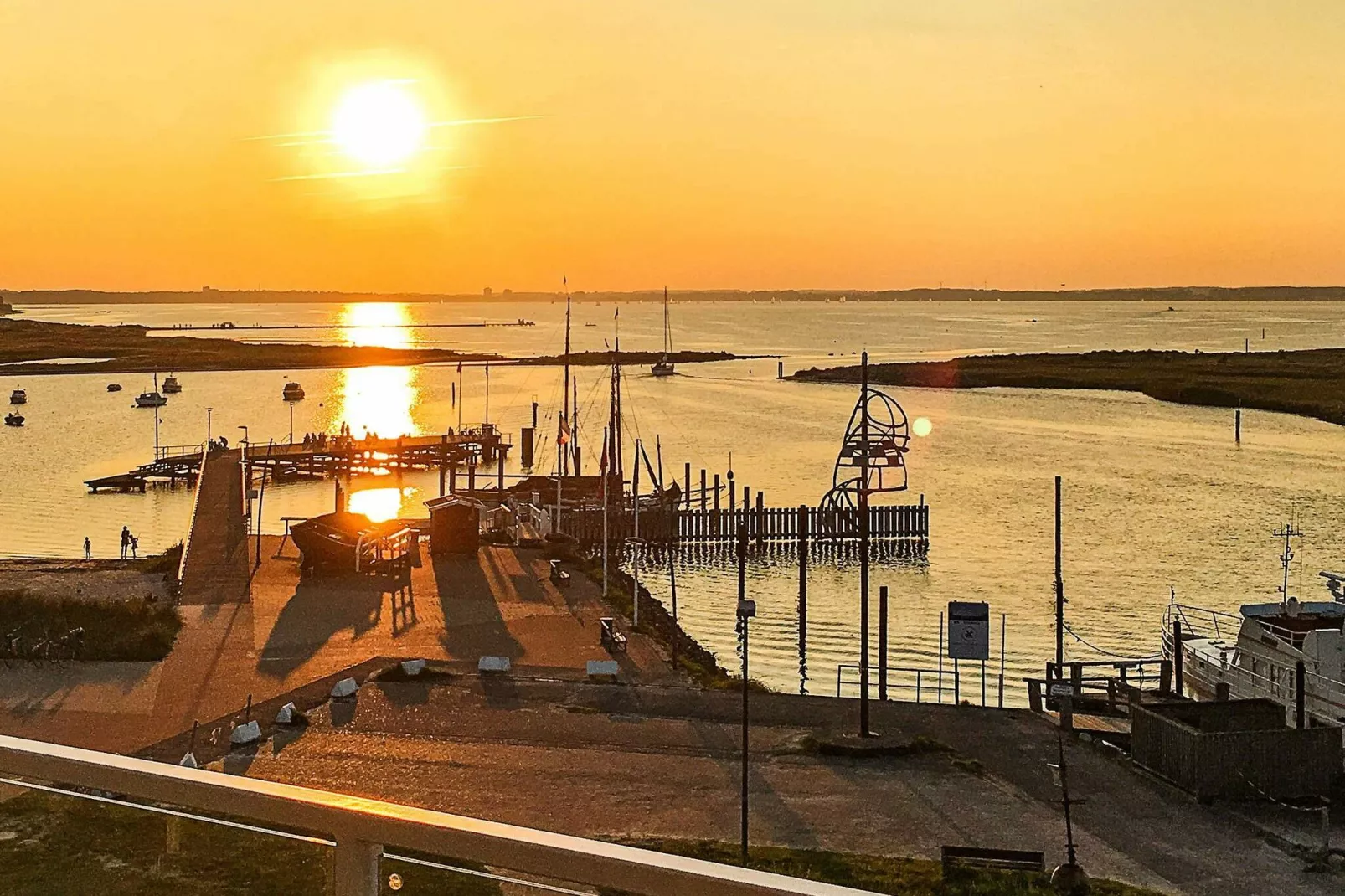 A_MV 4+2*D-Water view
