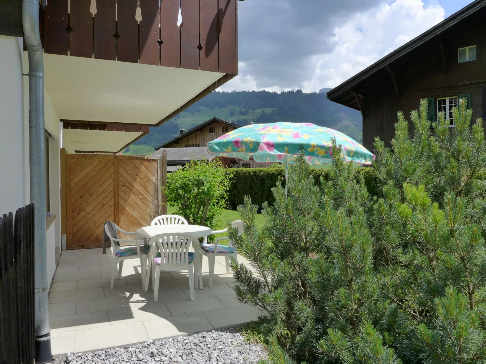 Chalet Simmental P-3-Outside