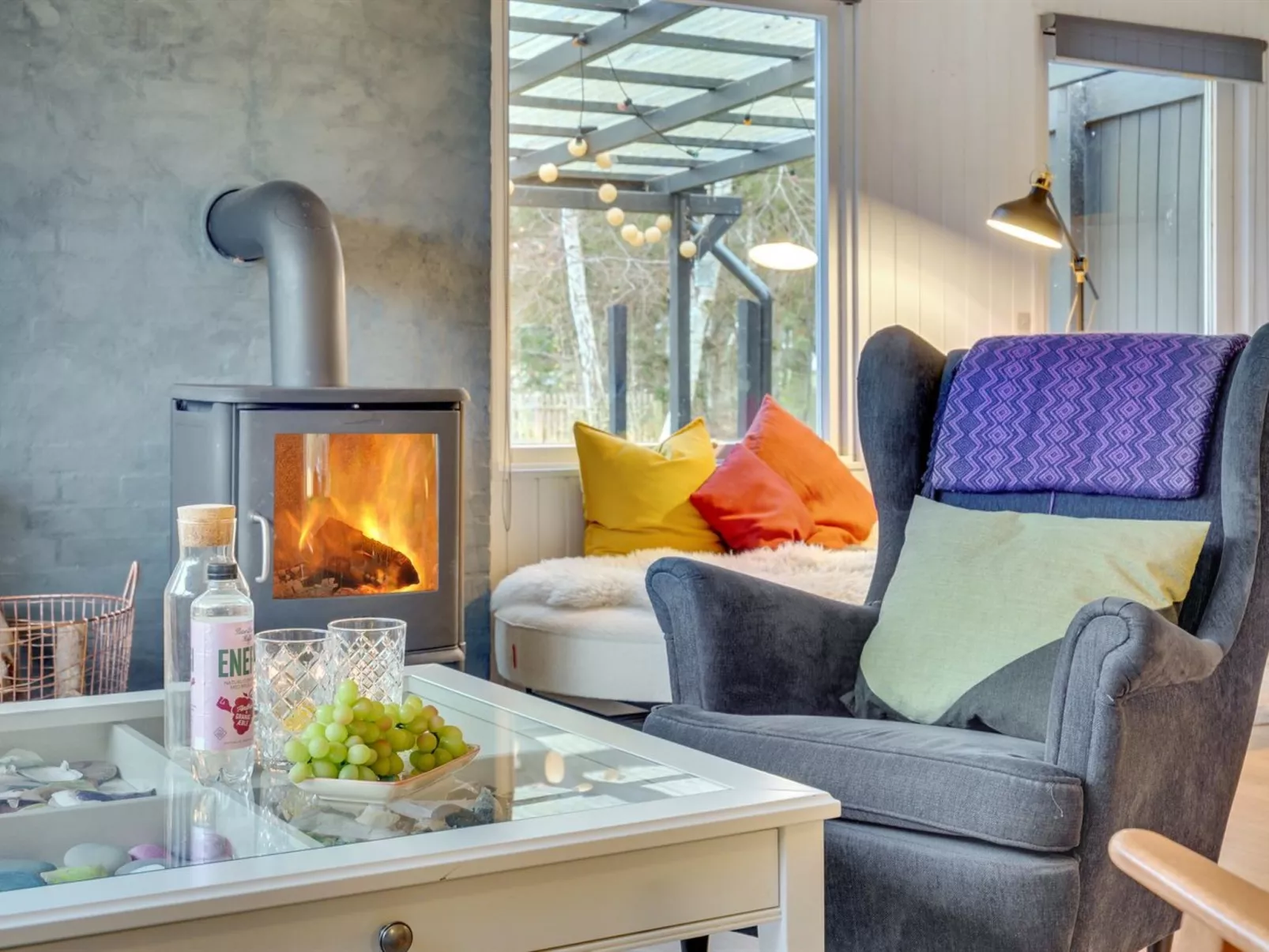 "Sadie" - 1.3km from the sea-Inside