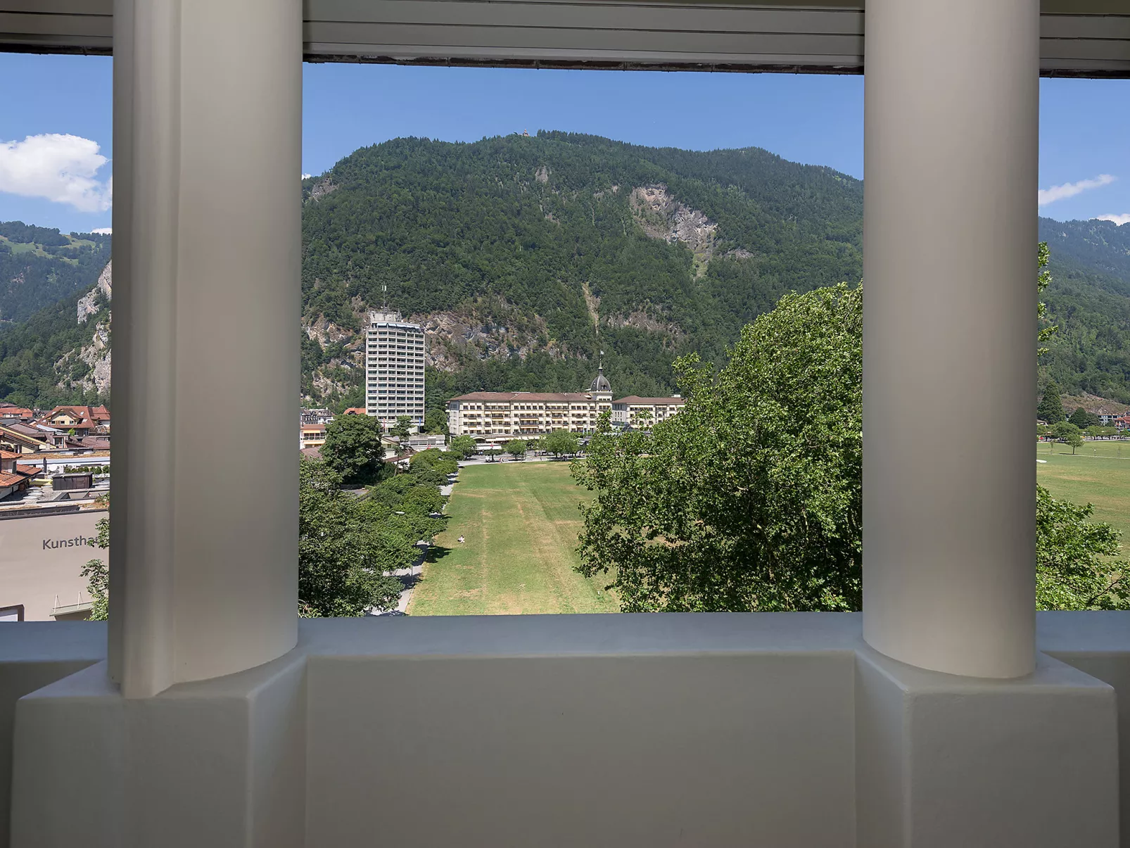 Victoria View-Outside