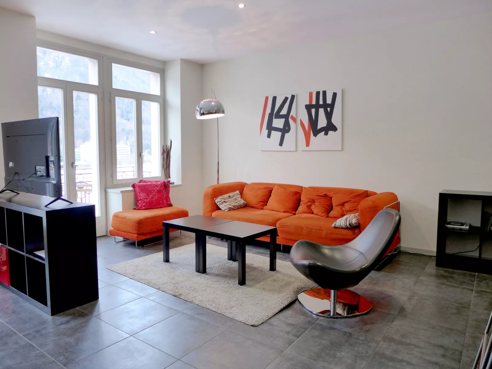 Modern-Inside