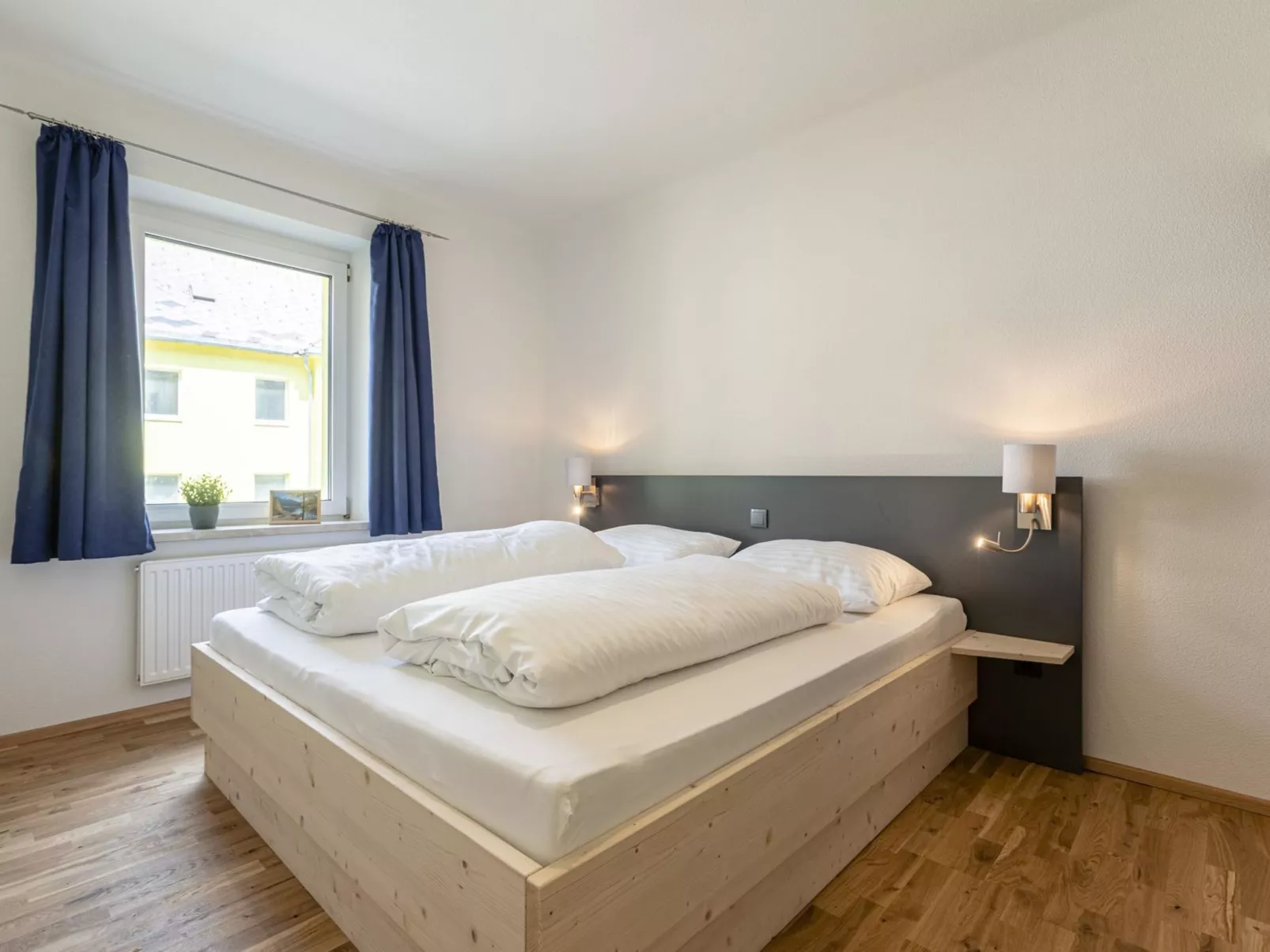 Für bis zu 2 Personen mit Sprudelwanne-Drinnen