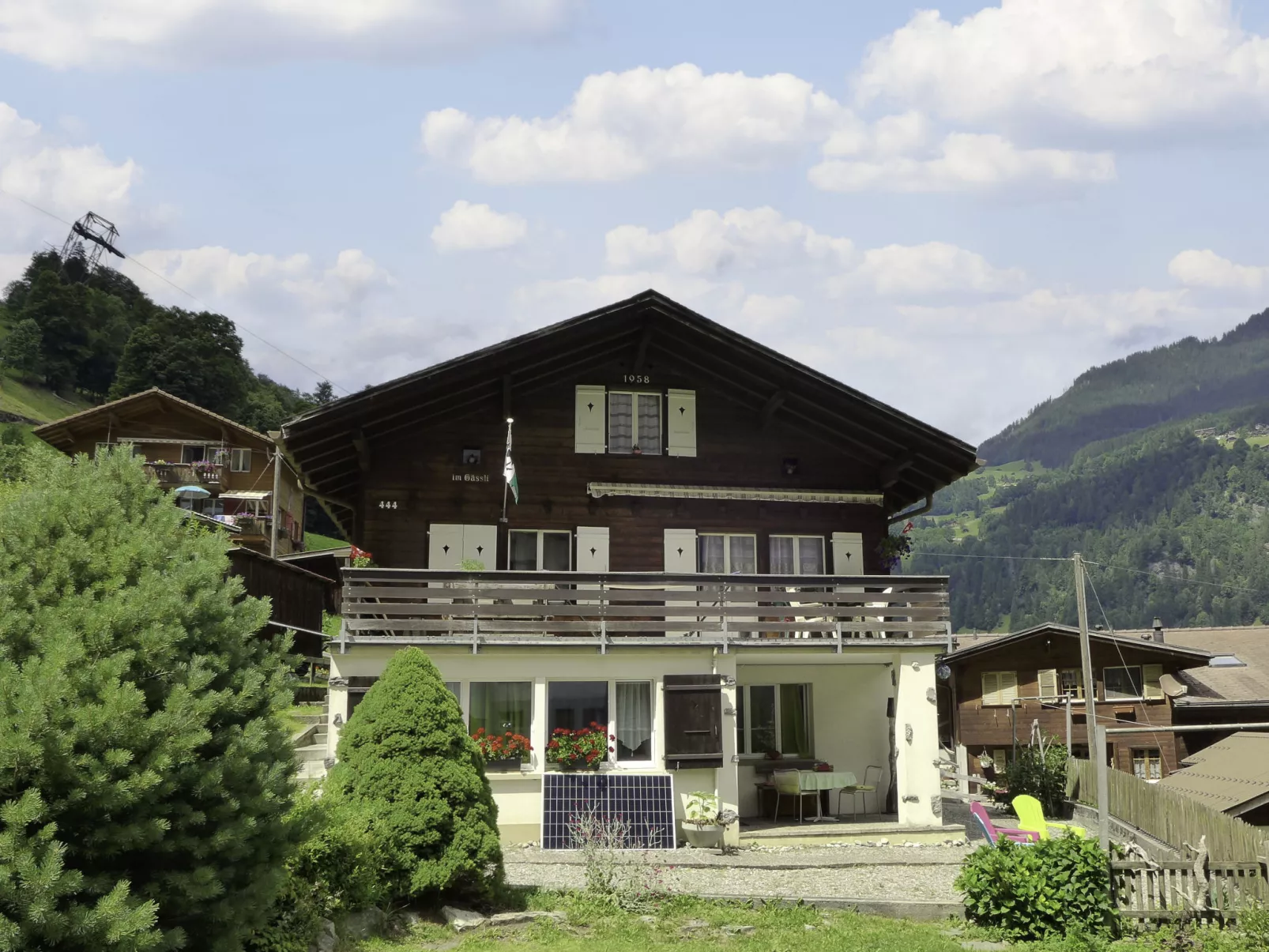 Chalet im Gässli-Outside