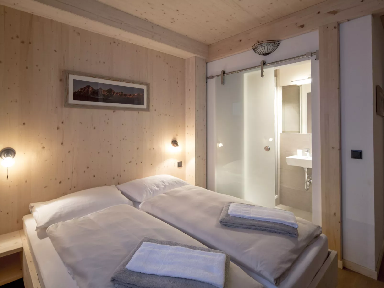 Superior # 02 Sauna&Sprudelwanne innen-Inside