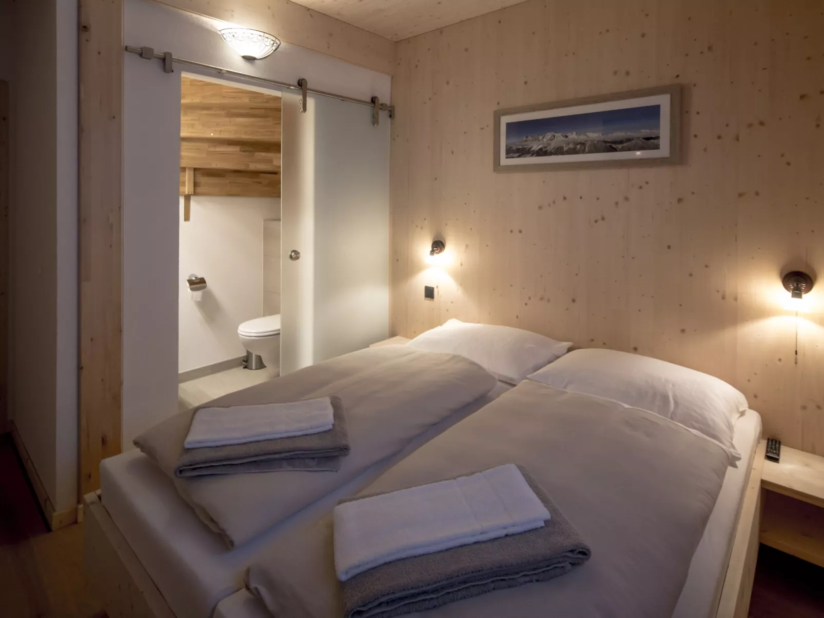 Superior # 02 Sauna&Sprudelwanne innen-Inside