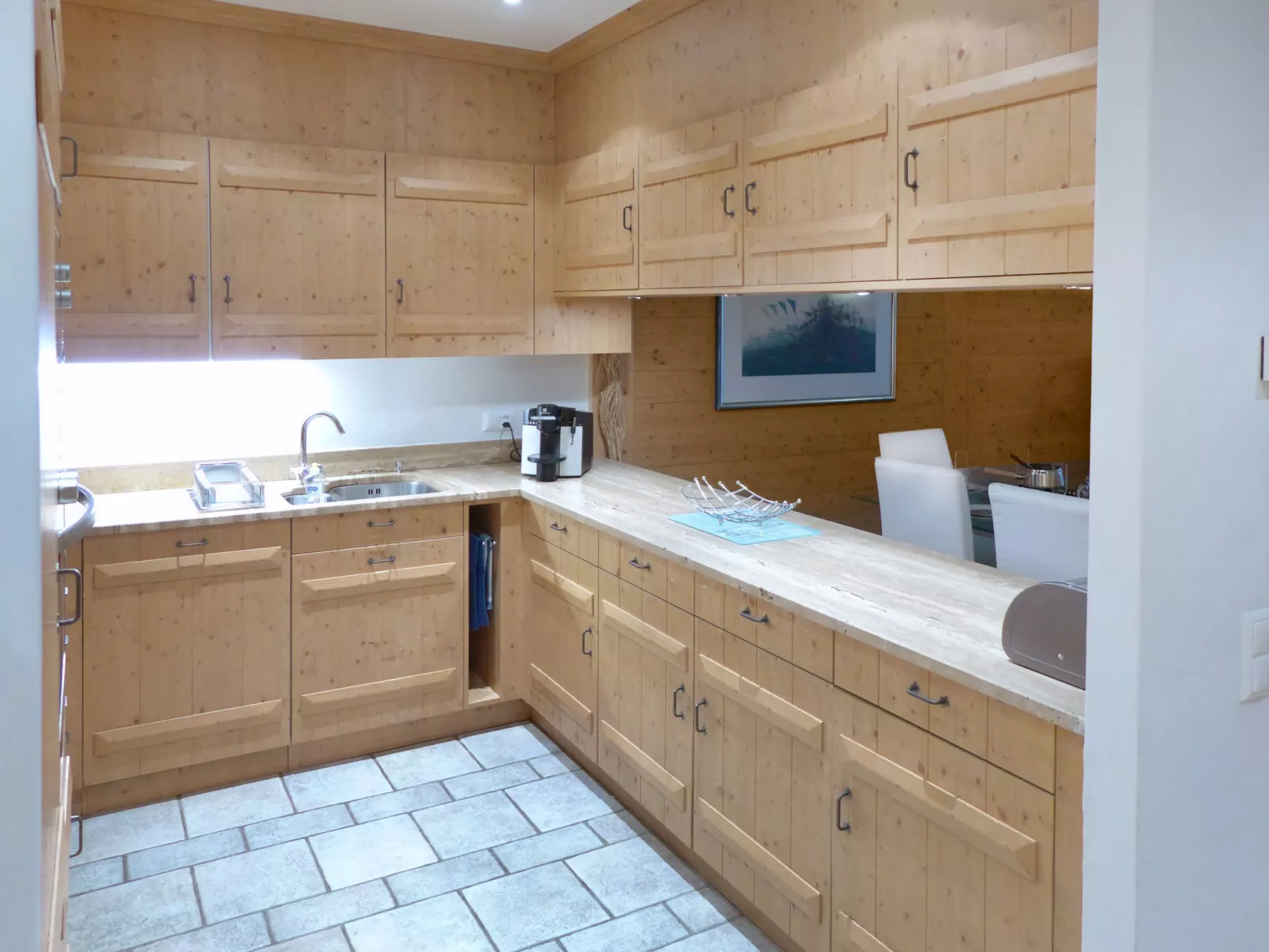 Antares R05-Inside