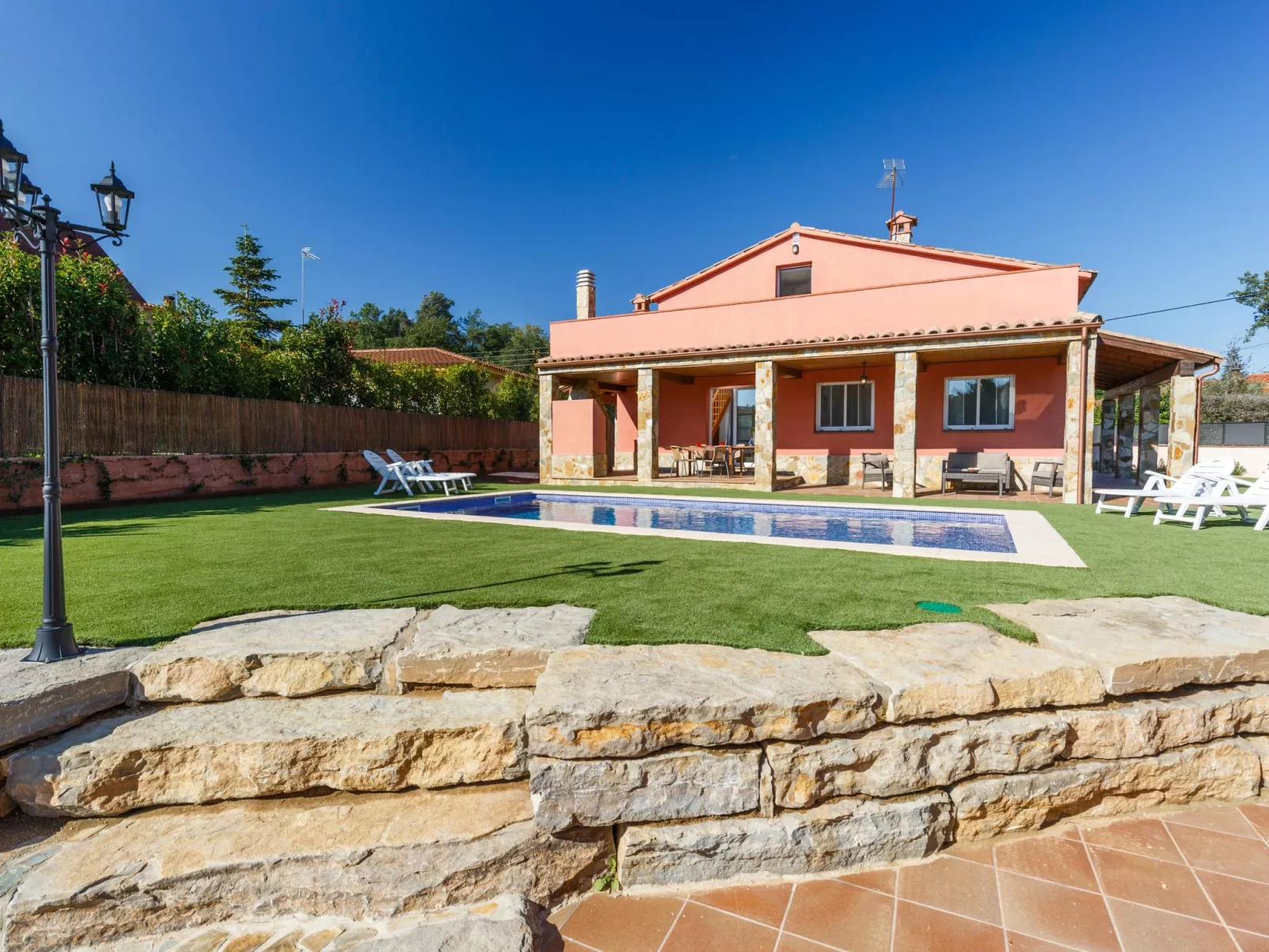Montverde-Outside