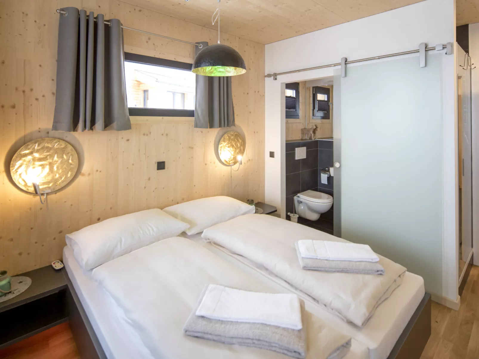 Superior # 04 Sauna&Sprudelwanne innen-Inside