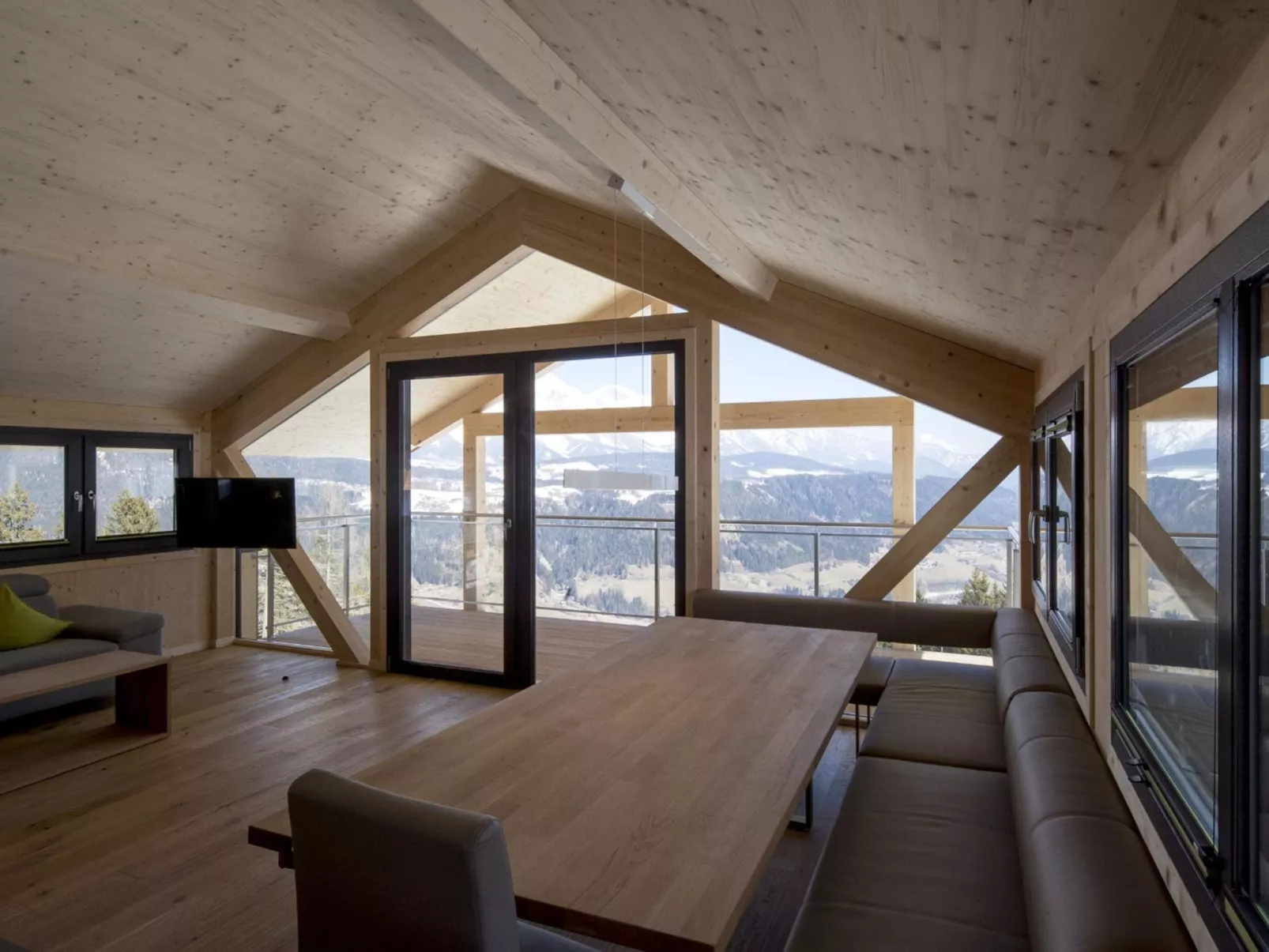 Premium # 09 mit Sauna & Swim Spa-Inside