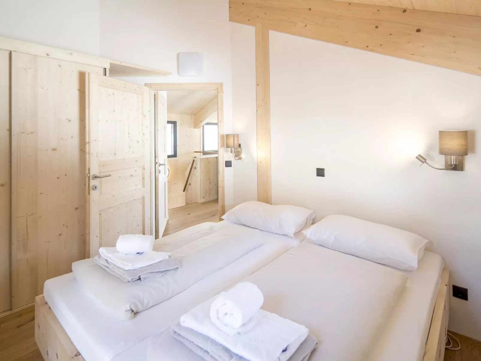 Premium # 09 mit Sauna & Swim Spa-Inside