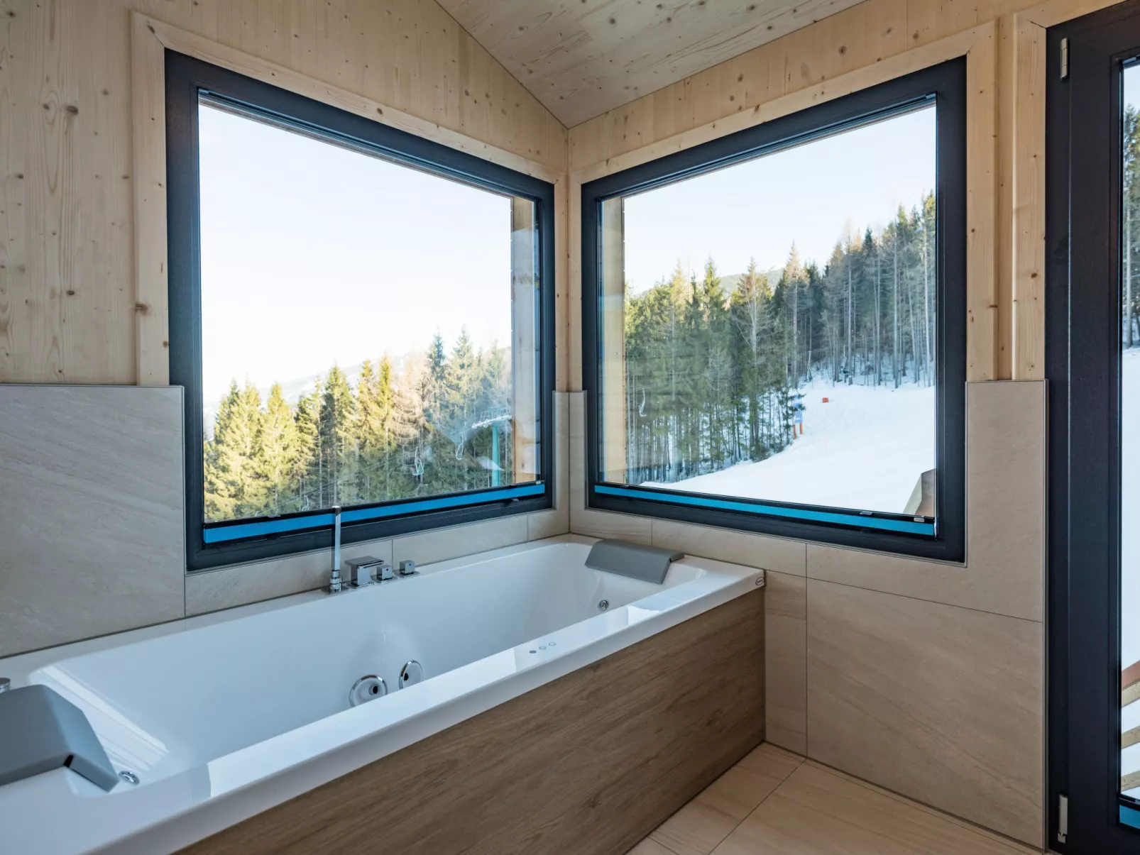 Premium # 09 mit Sauna & Swim Spa-Inside