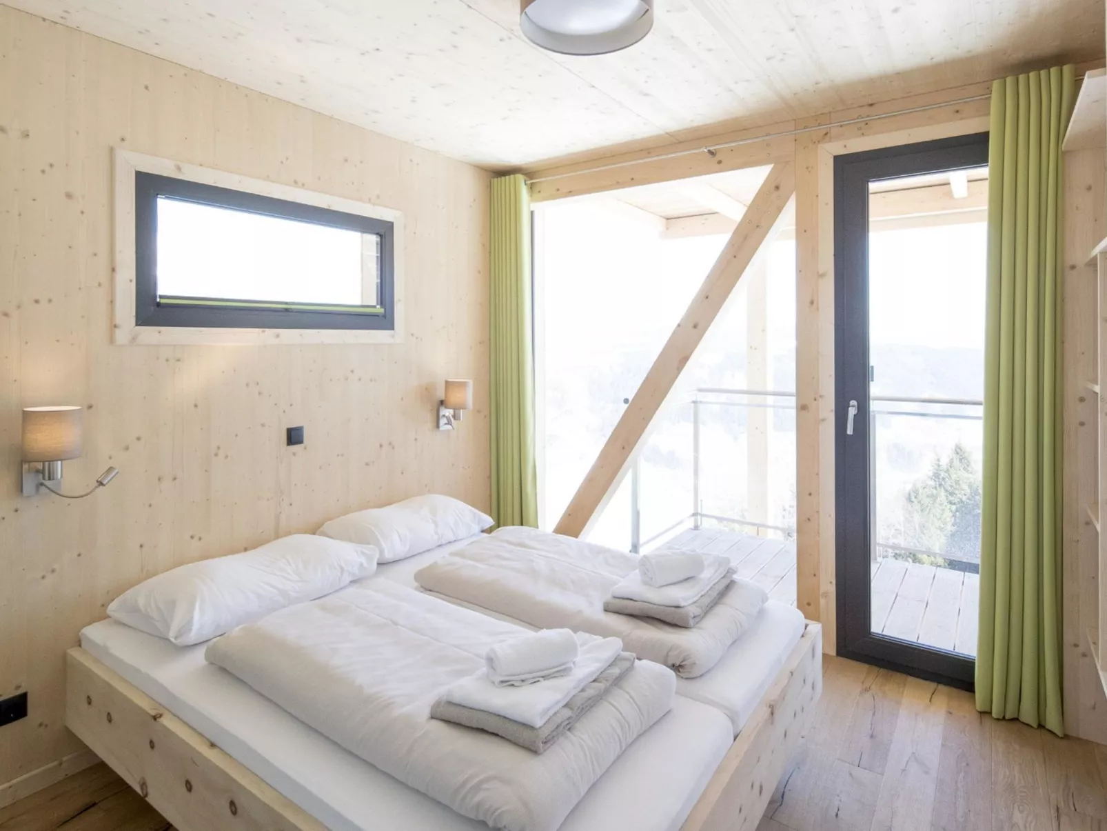 Premium # 09 mit Sauna & Swim Spa-Inside