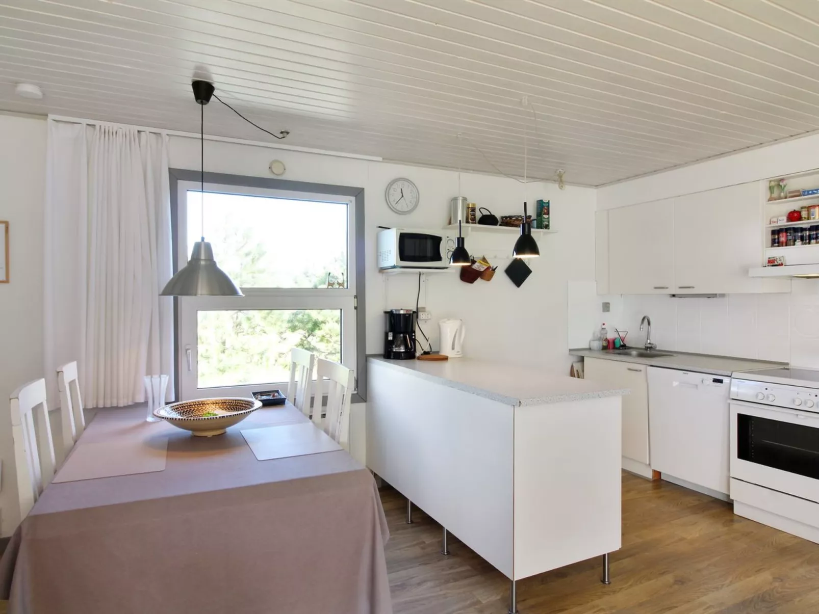 "Nariman" - 650m from the sea-Inside