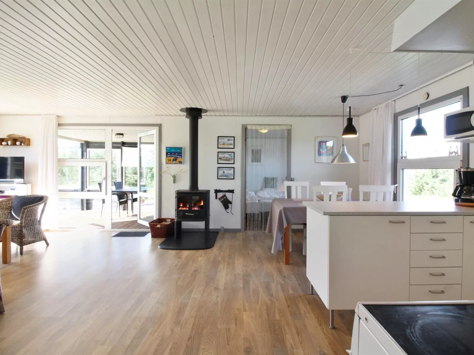 "Nariman" - 650m from the sea-Inside