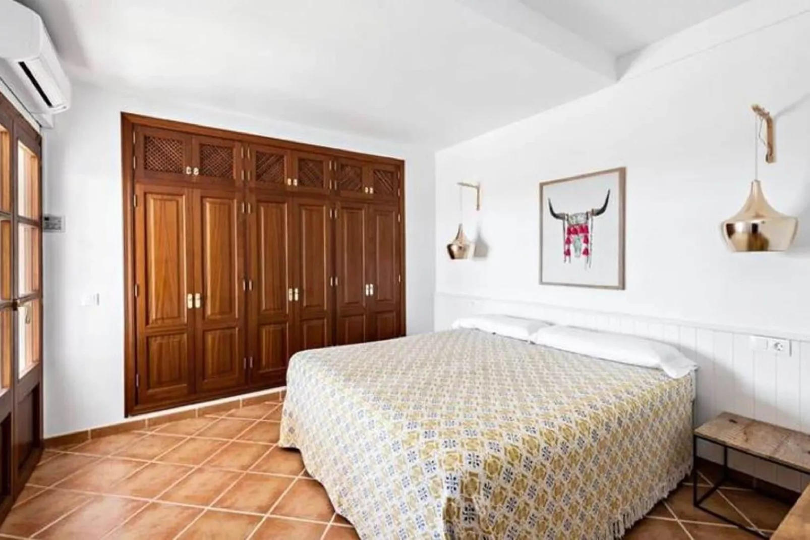 Son Drago-Bedroom