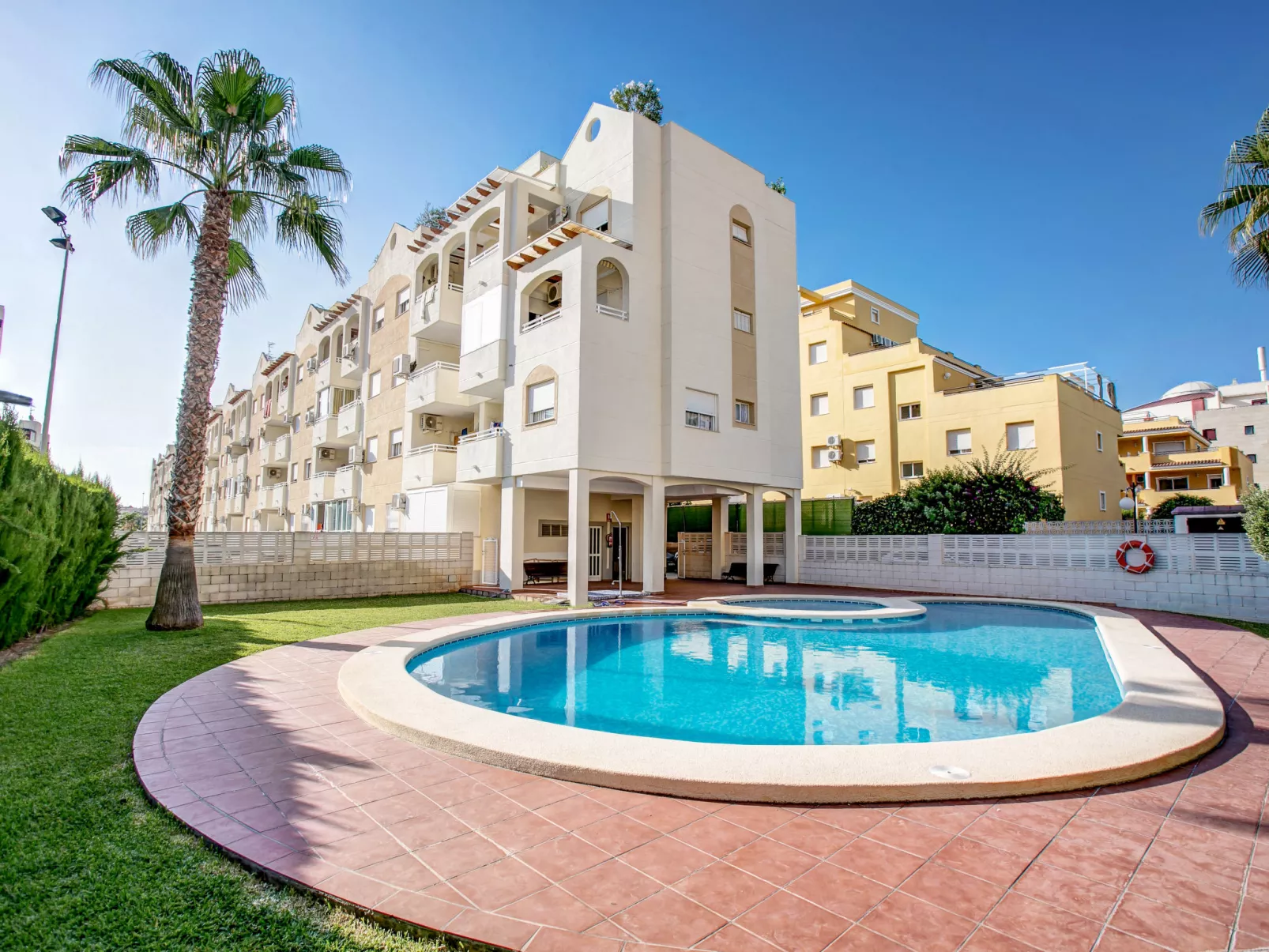 Residencial Daly-Outside