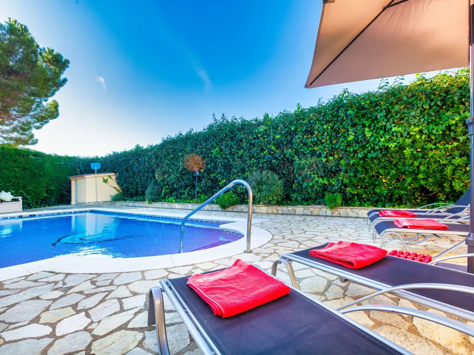 Marsa-Outside