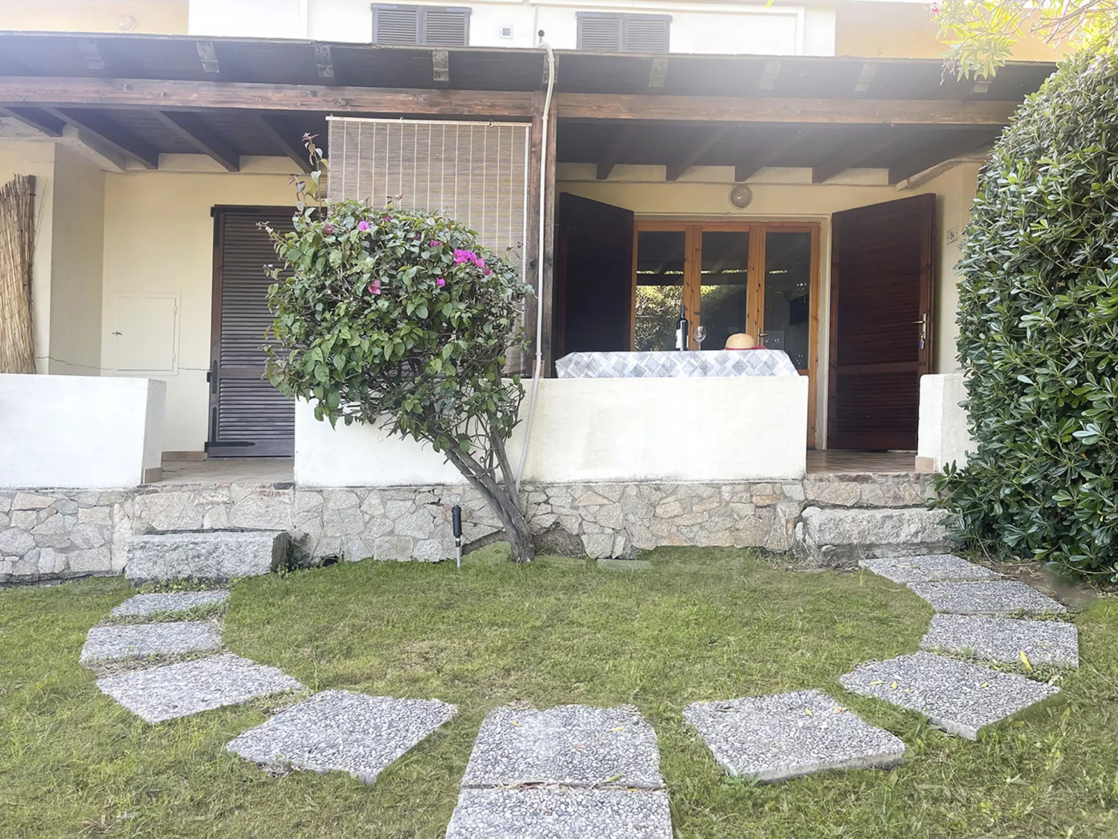 Belvedere Quadri-Outside