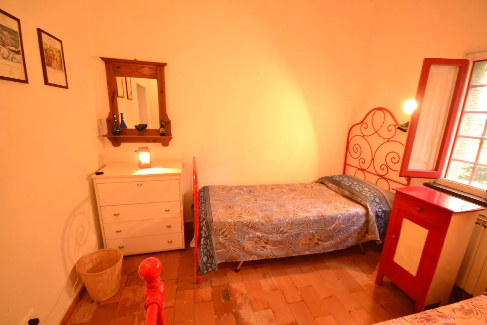 La Loggia-Bedroom