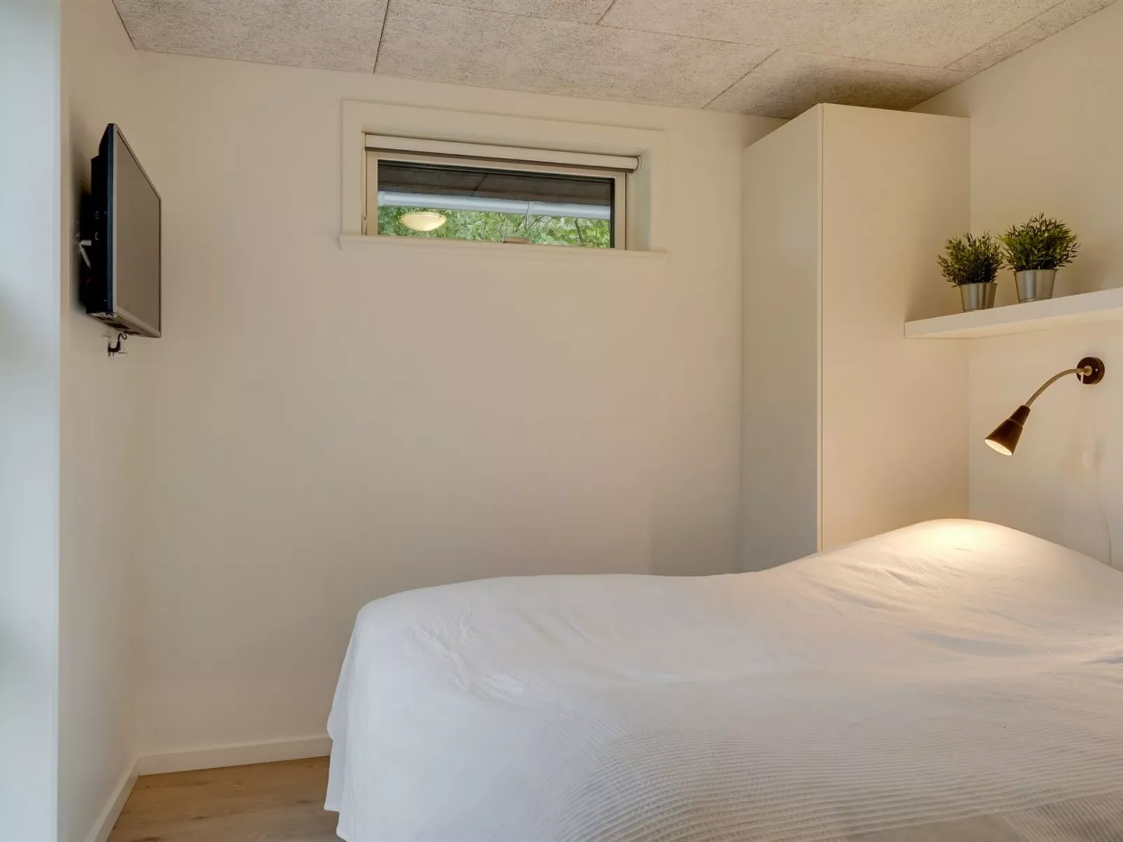 "Janick" - 400m from the sea-Inside