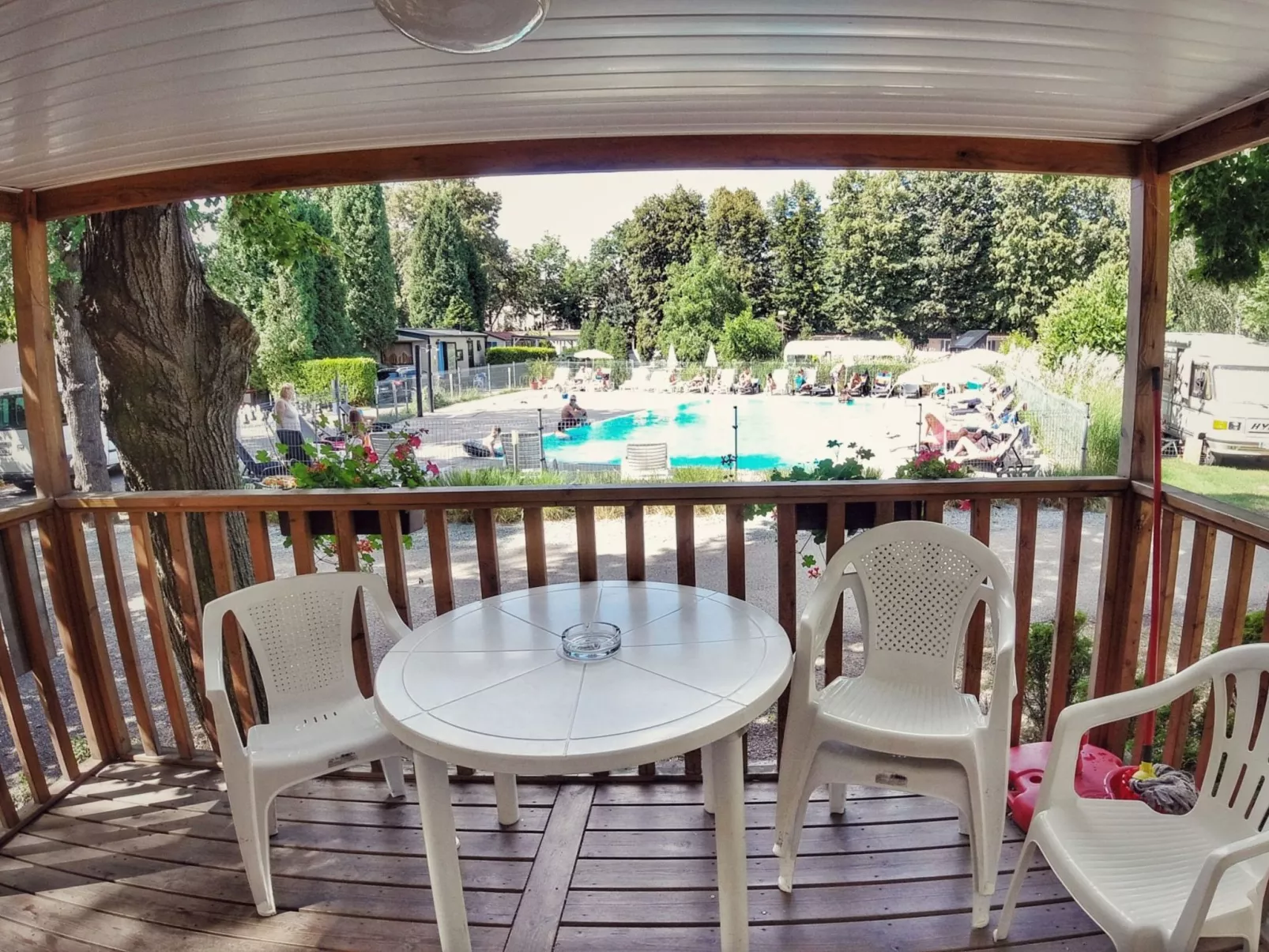 Sunset Terrace-Outside