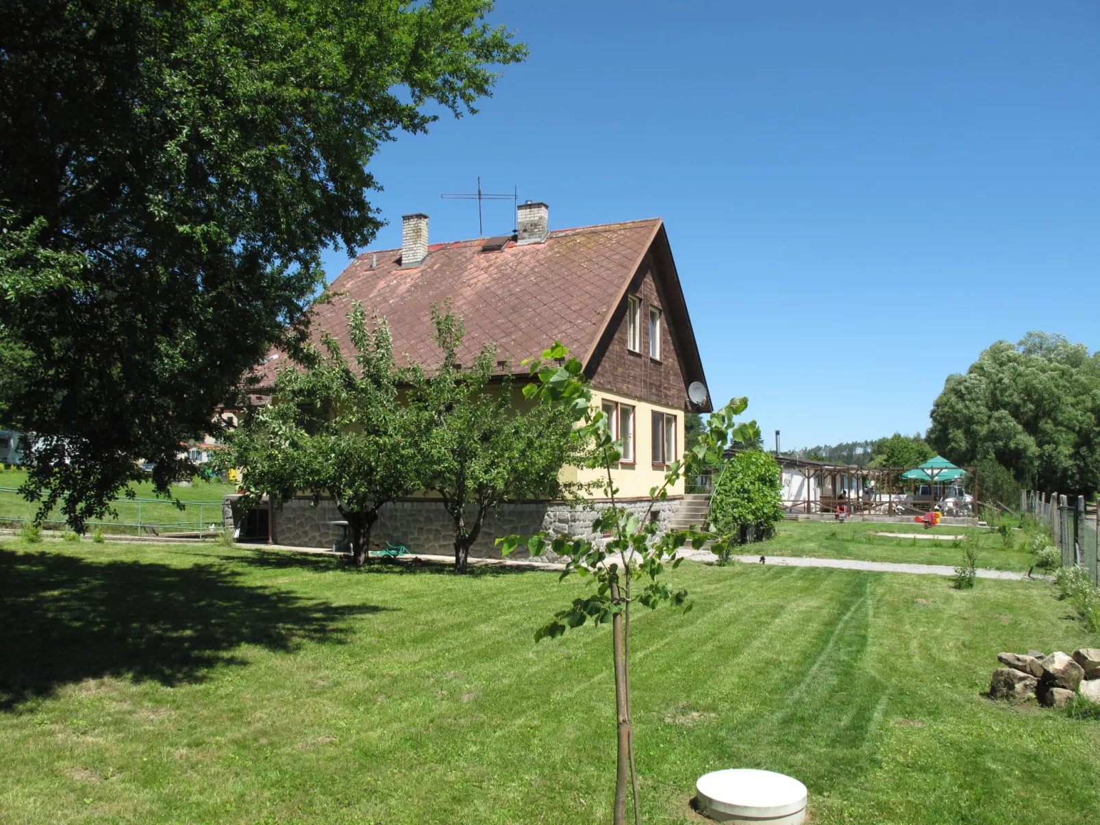 Lužnice-Outside