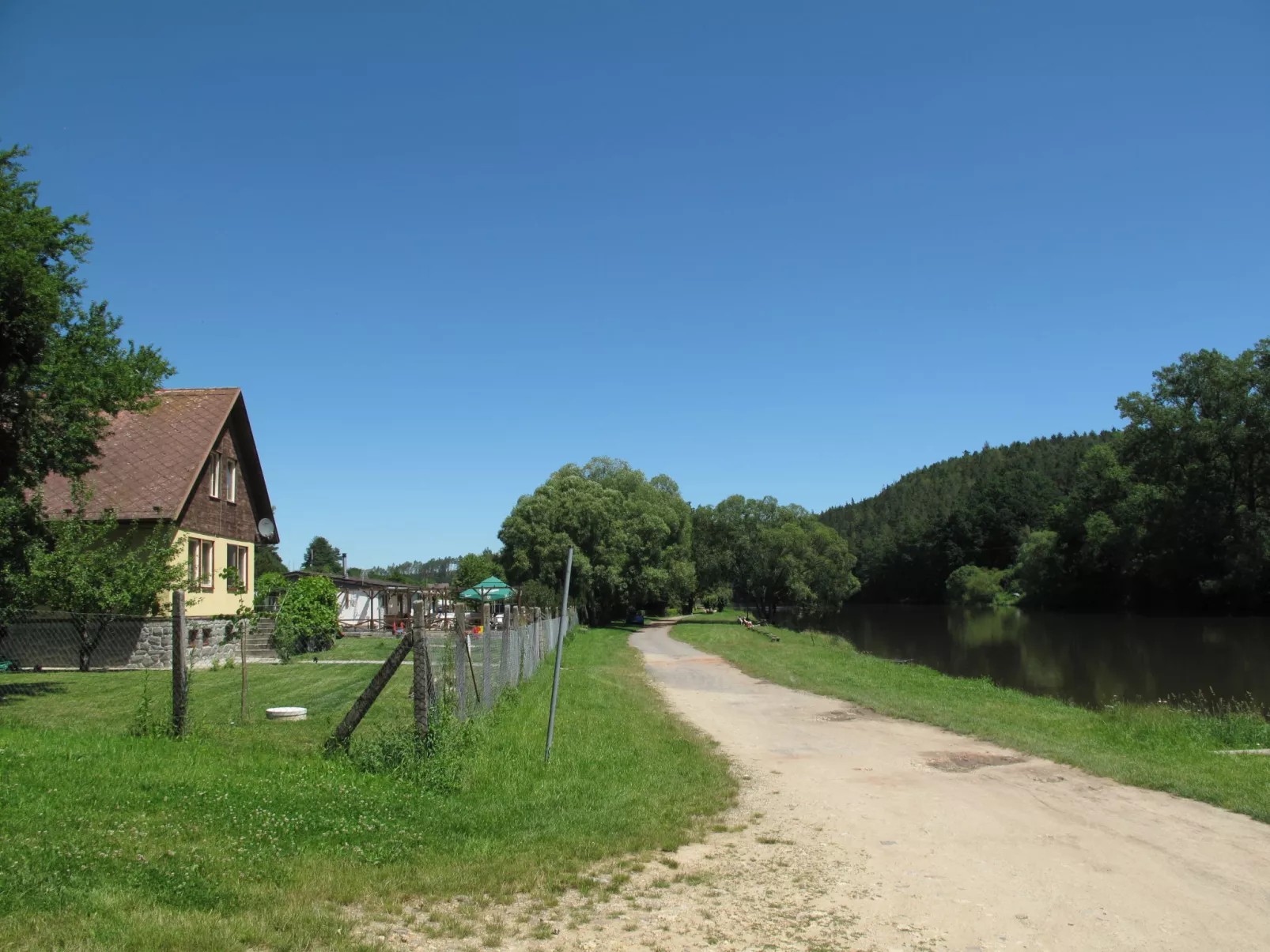 Lužnice-Outside