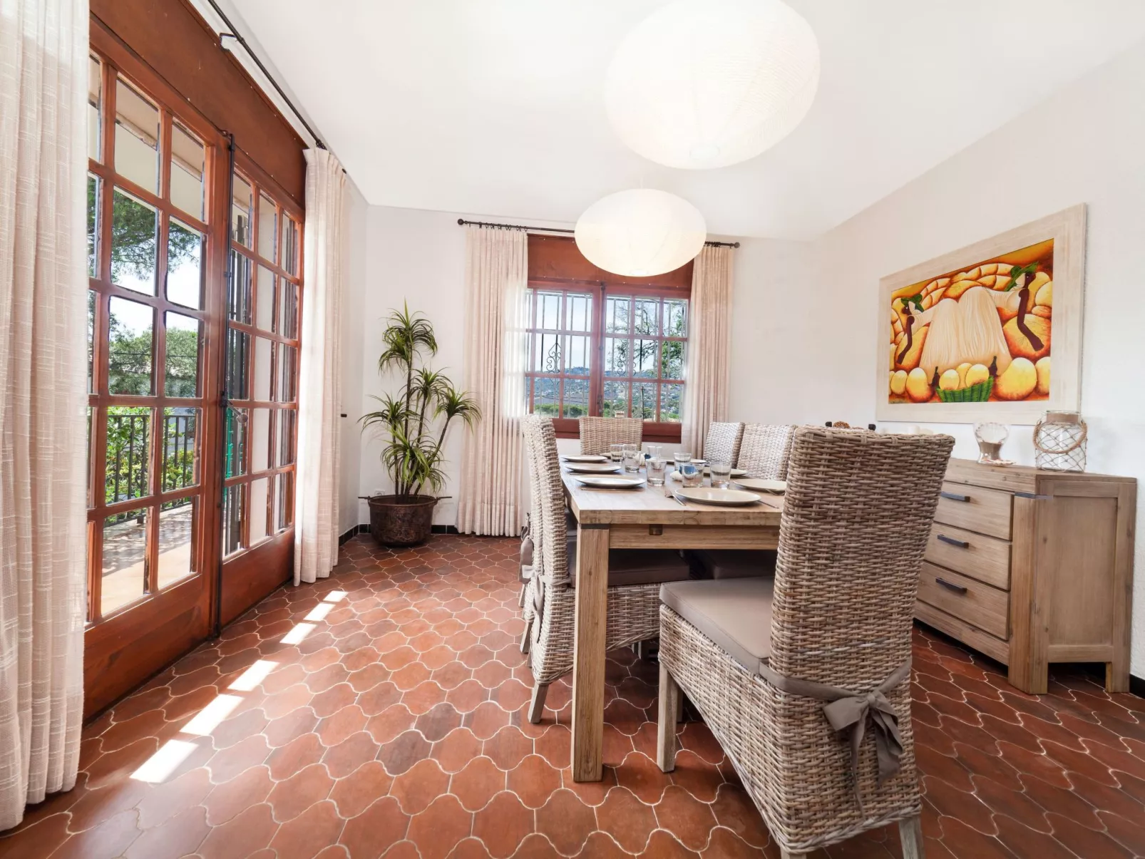 Gramoia-Inside
