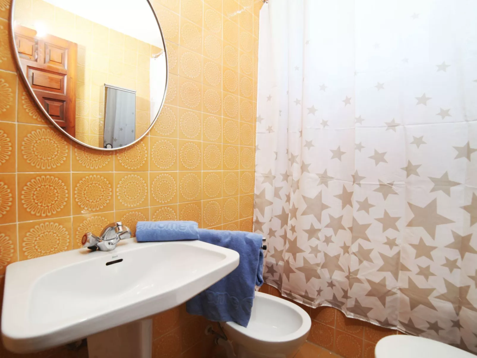 Gramoia-Inside