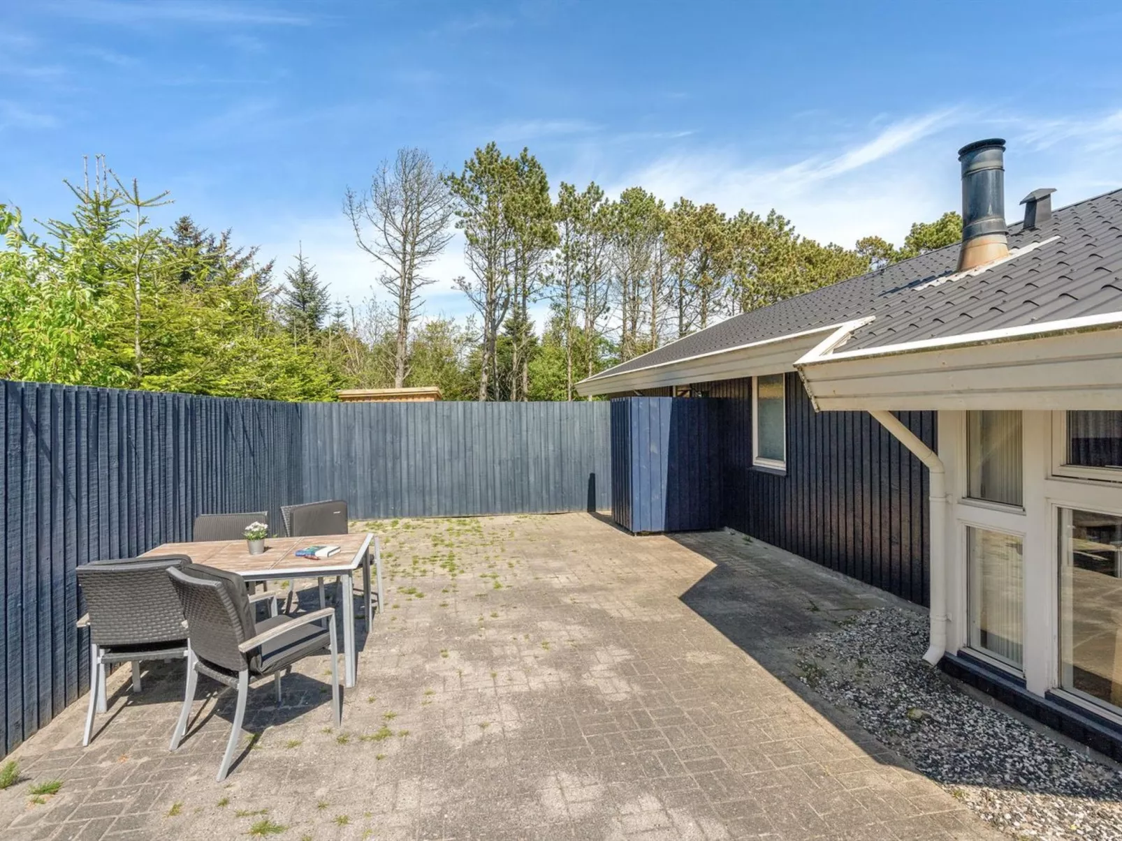 "Sonke" - 500m from the sea-Inside