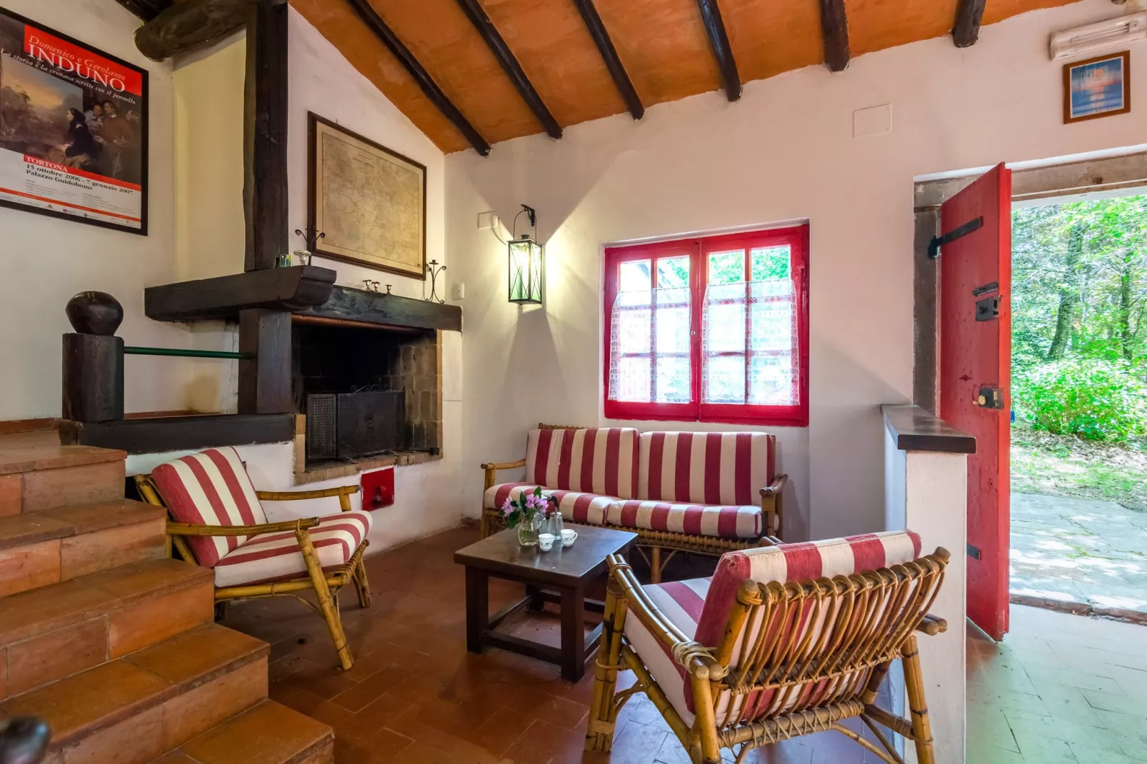 Due Camini-Living room