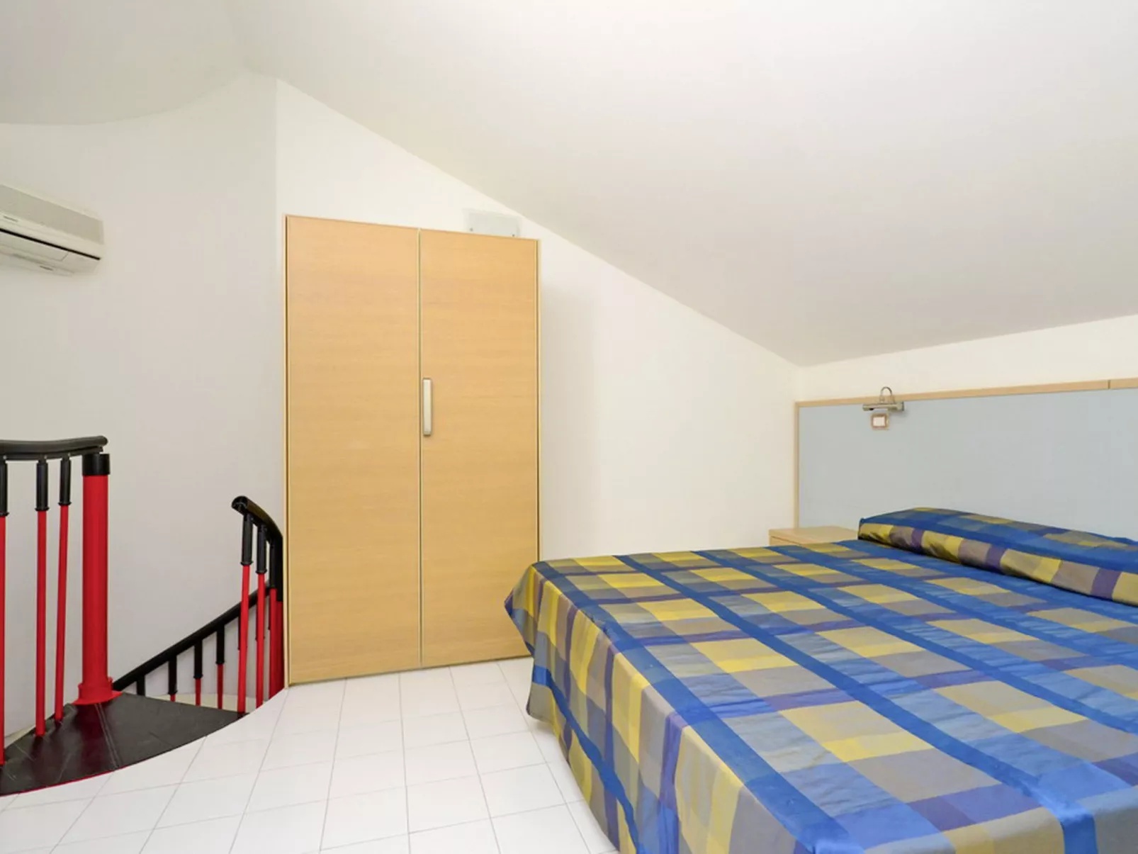 Parco Hemingway-Inside