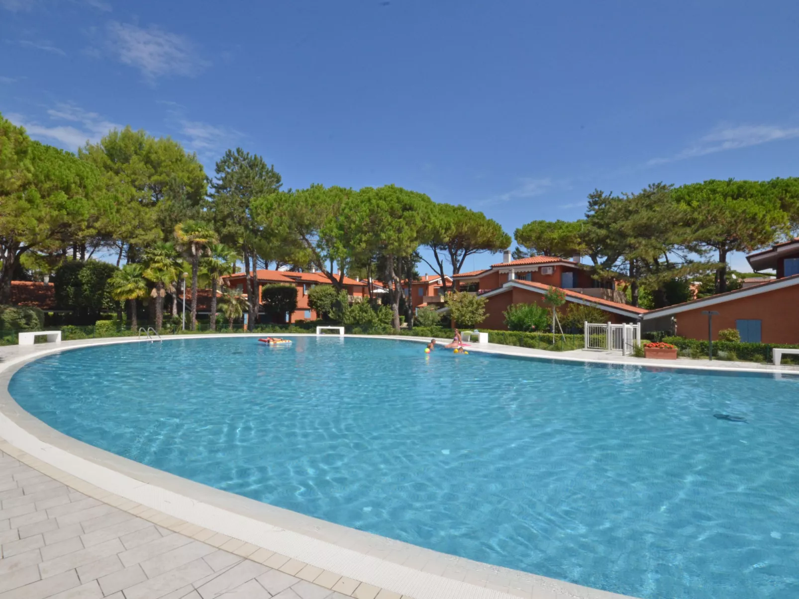 Villaggio Euro Residence Club-Dehors