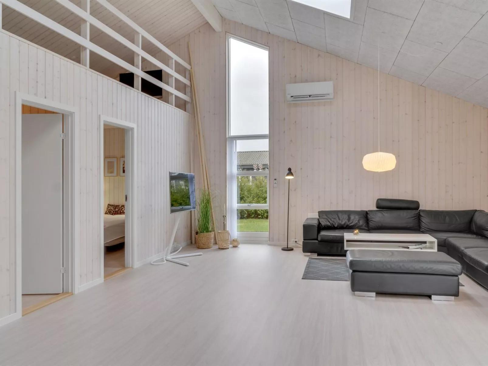 "Gabi" - 700m from the sea-Inside