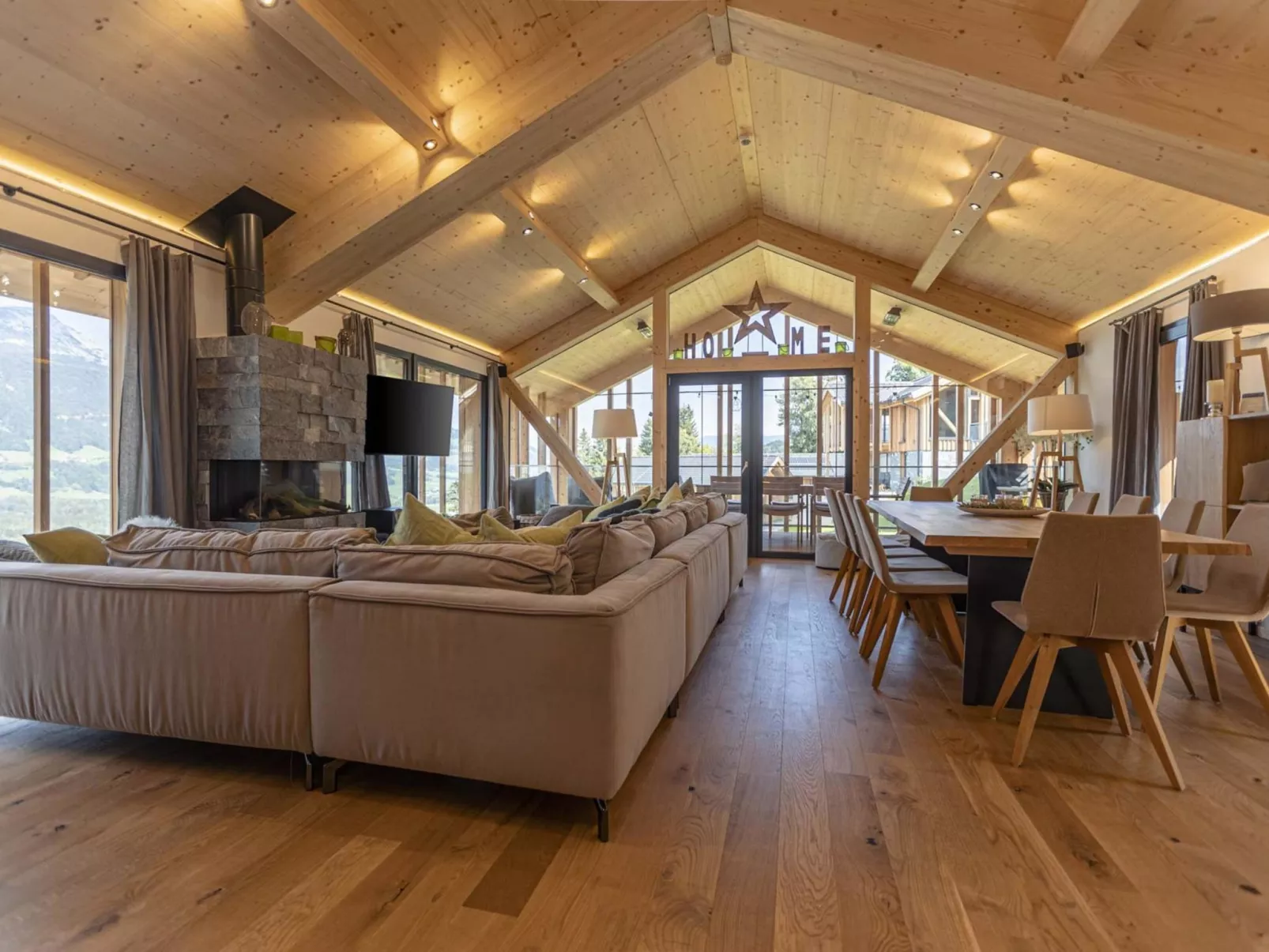 Premium mit 5 Schlafzimmern, Sauna &Pool