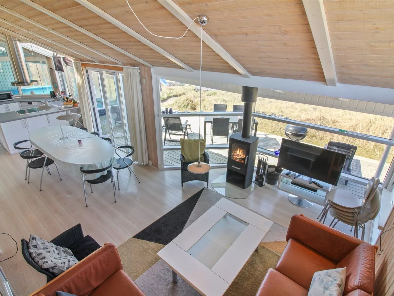 "Amadahy" - 950m from the sea-Inside