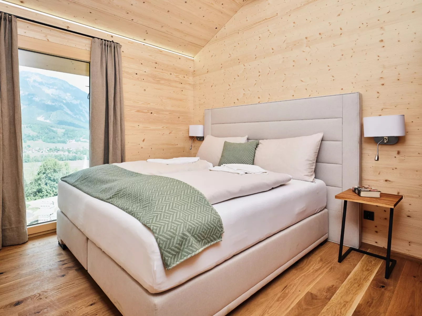 Premium mit 5 Schlafzimmern, Sauna &Pool-Inside