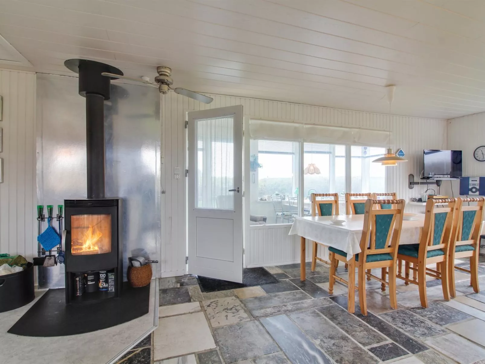"Edvin" - 400m from the sea