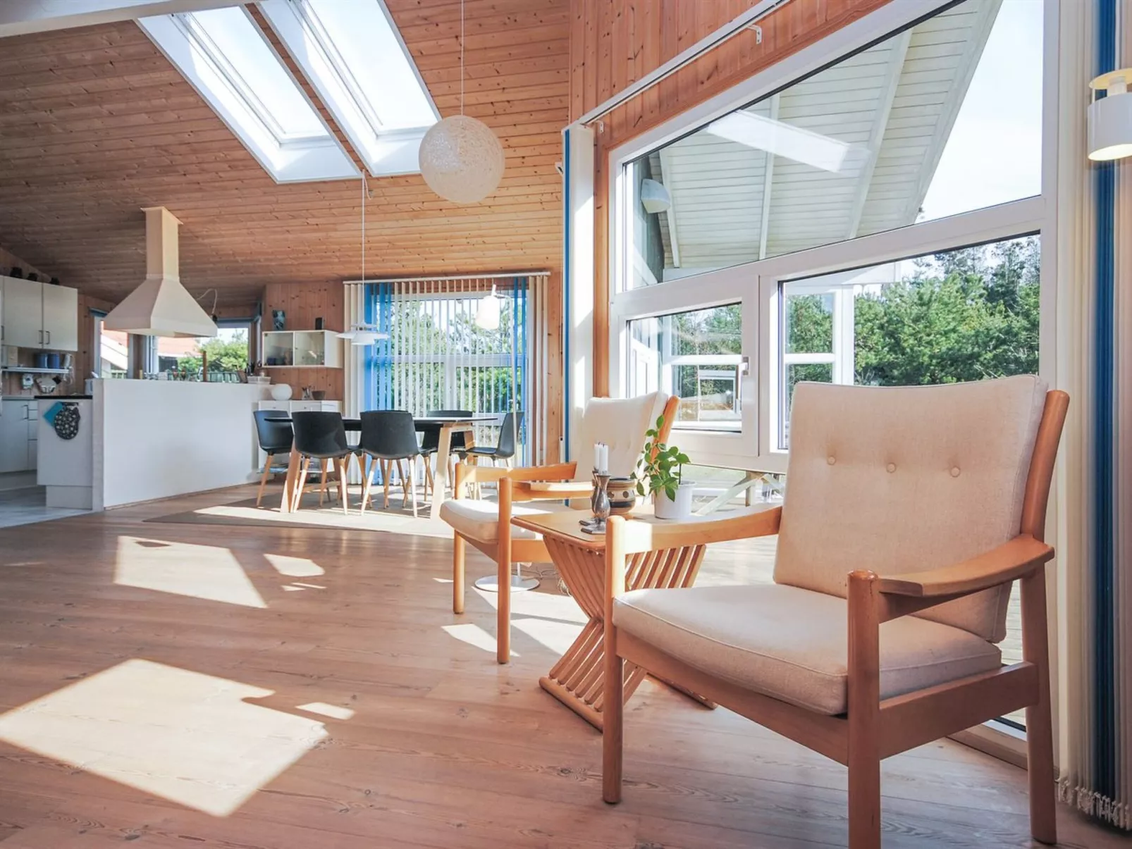 "Heggi" - 900m from the sea-Inside
